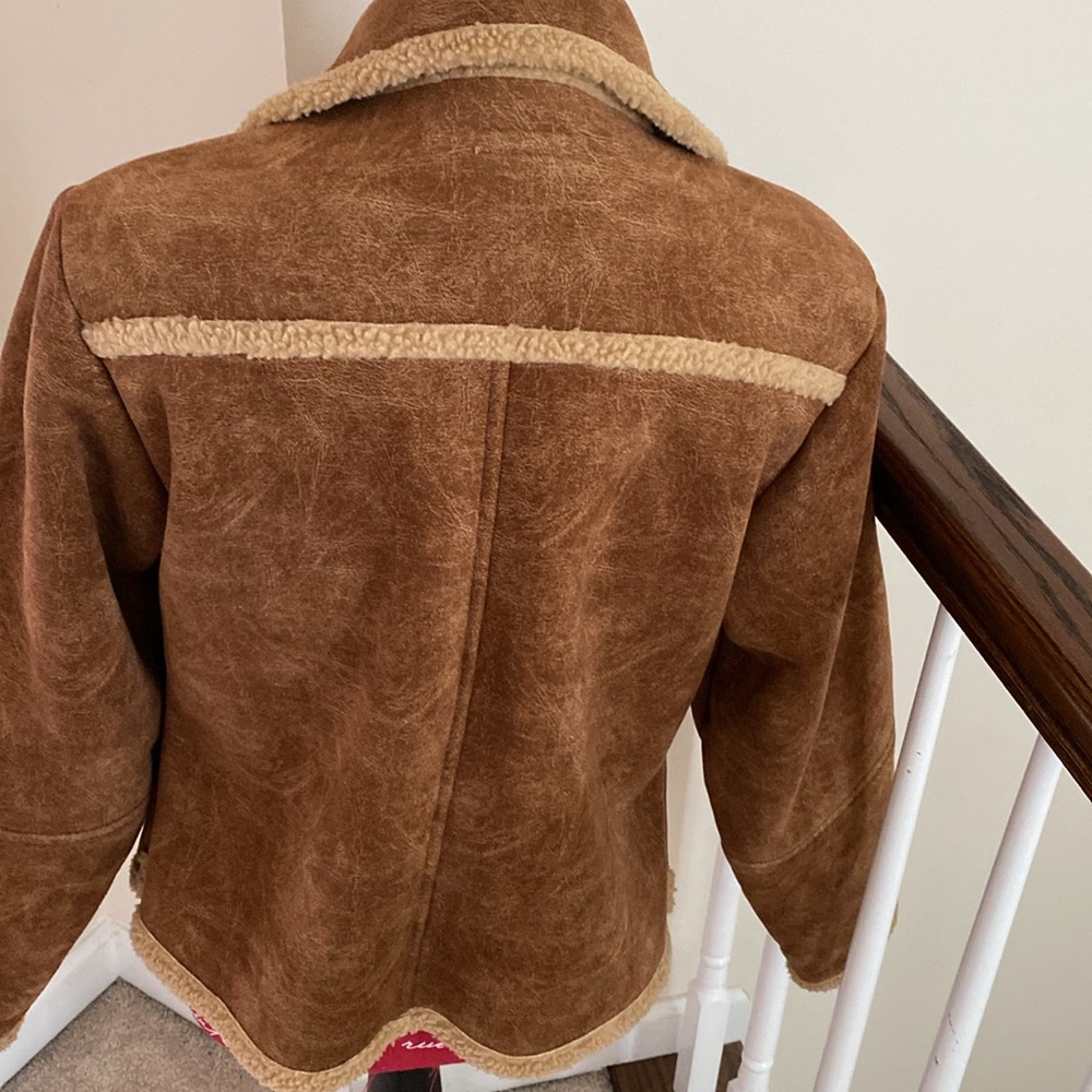 Jacket - Picture 2 of 5